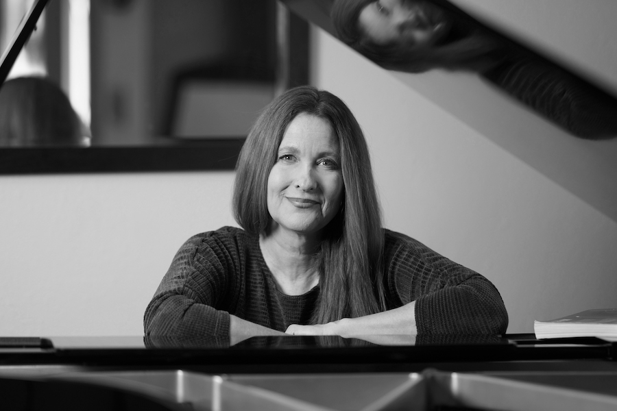 Roberta-Hamilton-Griggs-BW-piano-smaller-headshot-3-copy-2