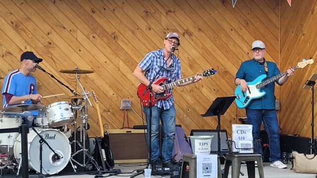 Roger Len Smith Trio